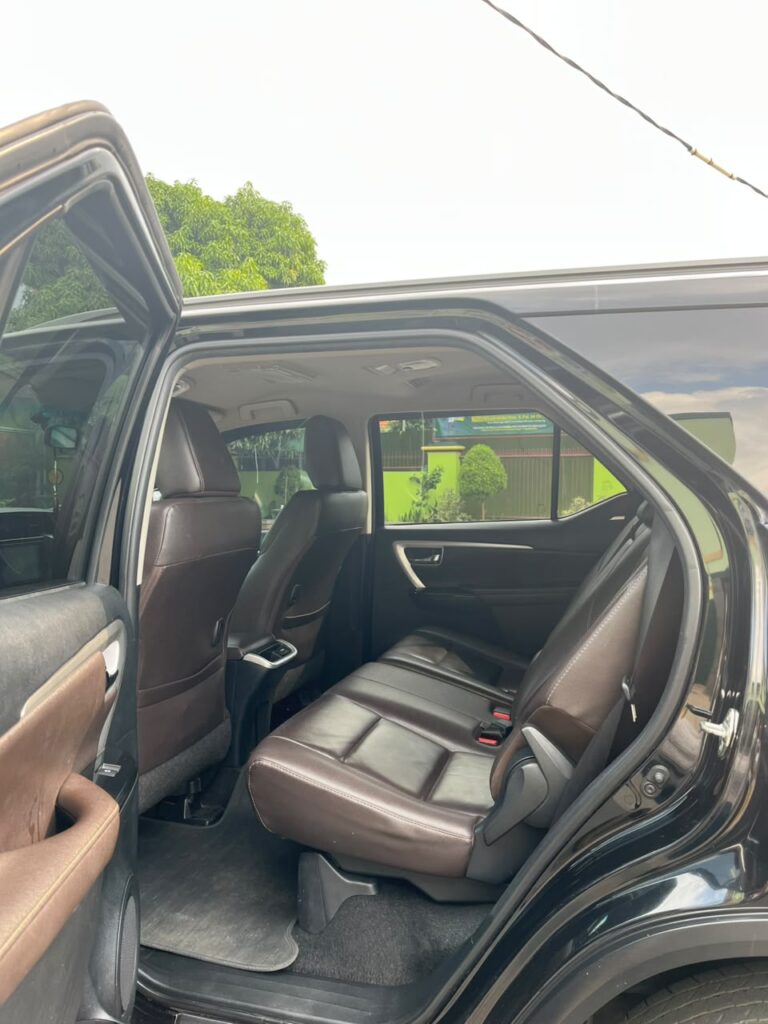 Toyota Fortuner VRZ 2018 Interior Penumpang