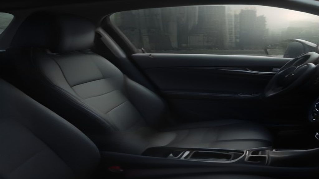 Interior mewah kabin Mazda CX-5 2014 dengan kursi kulit hitam dan sunroof terbuka, bersih dan terawat.